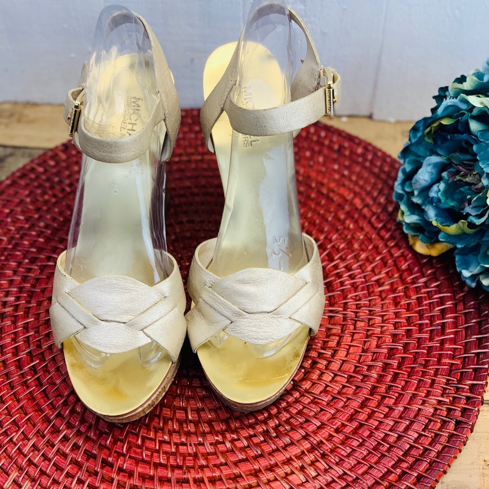 MICHAEL KORS MK GOLD LEATHER CORK PLATFORM WEDGE